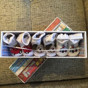 Dimples Three Pairs of socks gift set New with Box